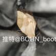 更新，冬天就是好，能胶各种各样的长靴，今天这双绒布的过膝长靴手感是真的喜欢，摸到就直接嗯了，可惜侧边没有拉链，只能从上面靴筒卷下来套着胶了，绒布靴撸着是真的舒…