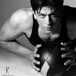 When SRK steps into the frame, it’s a game-changer ⚽️ @iamsrk Photography @Dabb…