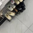 图1回访一下 图二小皮鞋里有蕾丝花边丝袜 但是没有拿 下次去玩 图3一个骚逼的衣物内裤 欢迎兄弟们来交流