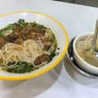 加班后，新店老板赠送一碗瓦罐汤，#江西人民的热情# After working overtime, the new shop owner gives a bo…