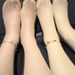 #SFW #ストッキング おはよう～ 金曜日だね 私は明日からお休みなので 今日一日ほどほどに がんばろうっと 明日はお友達と 百合百合デート の予定だよっ👩…
