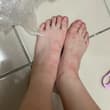 哇⋯剛剛訂單拍完在撕膠帶的時候撕太大力 腳好像破皮了⋯好痛 還有點腫起來了 是時候該鍛鍊一下腳了 不然這細皮嫩肉的太容易受傷了（？ #木乃伊 #膠帶 #綑綁