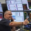 Индекс Мосбиржи вырос на 30% за 2023-2025 годы, но инвесторы на брокерских счет…