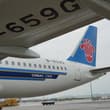 【第十二架南航C919國產大飛機正式入列】21日，一架飛機尾號為B-659G的中國國產大飛機C919飛抵廣東廣州白雲國際機場，標誌著第十二架南航C919正式入…
