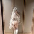 当战斗天使穿上婚纱，废墟也变成婚礼殿堂。