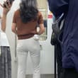 #上海 #街拍 #扫楼 树影遮住半边脸 只有喘息传出声