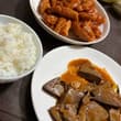 自己做的糖醋里脊和不知名芡汁炒的猪肝 自製酢豚とレバー炒め