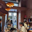 红砖香5磅bagel进city走向世界了，虽然差几百米价格贵了一倍无法接受，但饥肠辘辘下还是全款买了