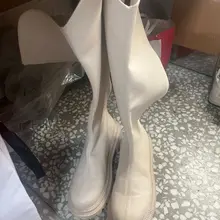 有兄弟喜歡長靴嗎，妹妹說太小雙了想換新的。
