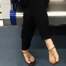 美不美？ #美脚 #偷拍 #盗摄 #嫩足 #嫩脚 #美足