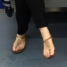 美不美？ #美脚 #偷拍 #盗摄 #嫩足 #嫩脚 #美足