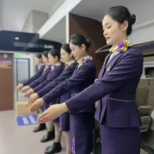 高铁乘务员 https://t.co/qXtKwiVN58预览群看更多 #高铁乘务员 #丝袜