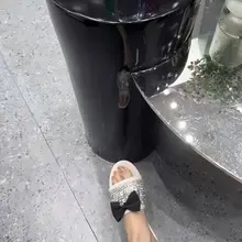 点击观看更多美脚