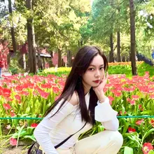 反差婊，让我好好保养一下你的酸臭鞋。qq拿到了，不知道要不要加一下。