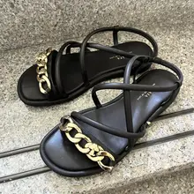 夫人您放在外面的鞋子想证明什么呢？想证明你家里那个阳痿丈夫不行，所以只能靠鞋子外摆来勾引一些野男人，获取精液安慰吗？