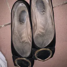 這種品相的平底鞋是絕對的極品 沒想到年輕漂亮的女白領 鞋子居然這麼有味道 #全城搜鞋 #掃樓 #打膠 #射鞋 #戀足 #足交 #平底鞋