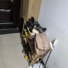 同好分享，这家有好几双高跟鞋，今天先给她保养这双黑色的骚鞋。