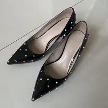 同好投稿，一个办公楼其他公司妹子的骚鞋，兄弟玩的刺激。