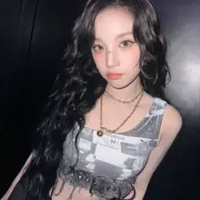 一个强大的AI工具， 只需要一张照片，就可以生成高清无码小视频和AV大片，让你的女神在你面前展示完美的才华，从此撸管有了新高度，这个功能简直是吊爆了， 一键生…