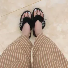 点击观看更多美脚