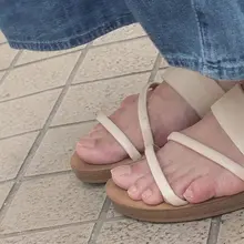 点击观看更多美脚
