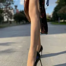 玩鞋还是玩脚 只能选一个