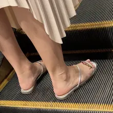这个脚跟打几分？ #美脚 #裸足 #偷拍 #盗摄 #嫩足 #嫩脚 #美足