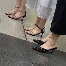 医美三骚1 #美脚 #裸足 #偷拍 #盗摄 #嫩足 #嫩脚 #美足