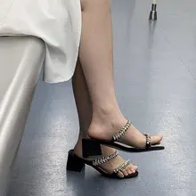 这款鞋子怎么样 #美脚 #裸足 #偷拍 #盗摄 #嫩足 #嫩脚 #美足