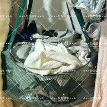 大学城附近的公寓就是出货多，这位更是大胆，直接把一大堆袜子，内衣，衣服放外面，还有各种名牌鞋子，Gucci，麦昆，Nike，aj这种，还有刚刚脱下来放在盆里准…
