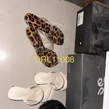 感觉鞋盒子里面有很多骚鞋 #扫楼 #玩鞋
