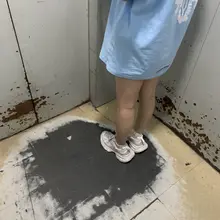 小区、同事套袜打胶。#袜子 #恋足
