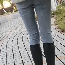 网友投稿女同学 #紧身牛仔裤 #偷拍 #意淫 #反差学生