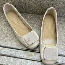 让精液混合在鞋底，和鞋底混为一色