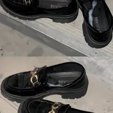 收了一双cos小姐姐的鞋来玩玩～（小姐姐应该知道了会很绝望吧！卖出的鞋子被当成飞机杯）鞋子也很好闻，还能感觉到白丝袜踩在鞋垫的香气～