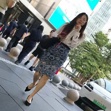 眼镜镂空包臀裙露趾缝高跟人妻 #淫脚 #淫鞋 #街拍 #美足 #美鞋 #挑鞋 #平底鞋 #趾缝 #足弓 #脚底 #趾缝 #玉足 #高跟鞋 #打胶 #扫楼 #少…
