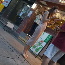 #淫脚 #淫鞋 #街拍 #美足 #美鞋 #挑鞋 #平底鞋 #趾缝 #足弓 #脚底 #趾缝 #玉足 #高跟鞋 #打胶 #扫楼 #少妇 #御姐 #骚鞋 #美女 #…