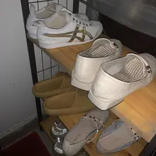 #射鞋 #玩鞋 #扫楼 #打胶 当晚小小的纠结了下是护士小姐姐的af1和converse后，还是决定玩一下这个小少妇的Mexico66，毕竟玩到tiger的概…