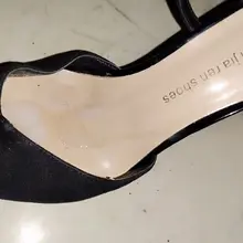 同好投稿。打胶女邻居的骚高跟。