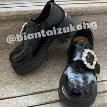 蹲了几日的小皮鞋终于被我玩到了（下雨天跑空几次鞋主还没把鞋子放出来）所以这次定打个如胶似漆射满鞋面💦
