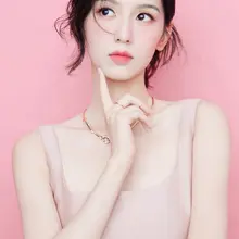 粉色甜妹少女周也高清脸部写真