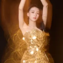 孙怡这身“碎金装”配逆天大长腿闪瞎我的钛合金眼！