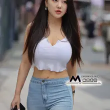 牛仔裤小吊带 #街拍 #露出 #反差婊 #换妻 #绿帽 #丝袜 #淫妻 #走光 #抄底 #夫妻 #偷拍 #丝袜 麻豆街拍：https://t.co/znu3e…