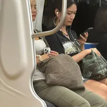 点击观看更多美脚
