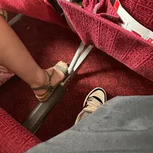 点击观看更多美脚