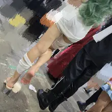 同好兄弟推荐去漫展，于是博主前段时间去了一次，一去一个不吱声，里边的coser小姐姐们真的是人美心善。 后悔啊上学时为啥不知道还有这么个好地方。。 #足 #脚…