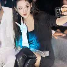 No.mx1525王玉雯上海SMFK活动生图，黑色长筒靴大长腿，冷酷御姐范 [110P+1.15G] #明星生图 #王玉雯 自购地址：https://t.co…