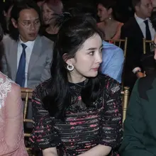 明星美足(NO.238) 杨幂周冬雨活动高清生图😊章子怡的美腿也在里面，本套生图共63P，仅售2.88r。 购买请加VX：manvisa2022。生图就是无滤…