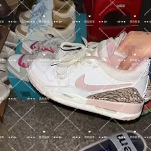 回访极品Lolita少萝鞋柜，门口的lo鞋和运动鞋，板鞋还换了很多新款，味道还是那样的香，各种鞋子都算高颜值，最近会更新女主照片，具体在群更新,最近扫到不少极…