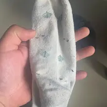 跟踪一个小姐姐，刚脱就跑到了，袜子鞋还带温度，袜子味道是真的重啊估计穿好几天了。想打胶的兄弟来 #扫楼 #打胶 #射鞋 #袜子 #原味